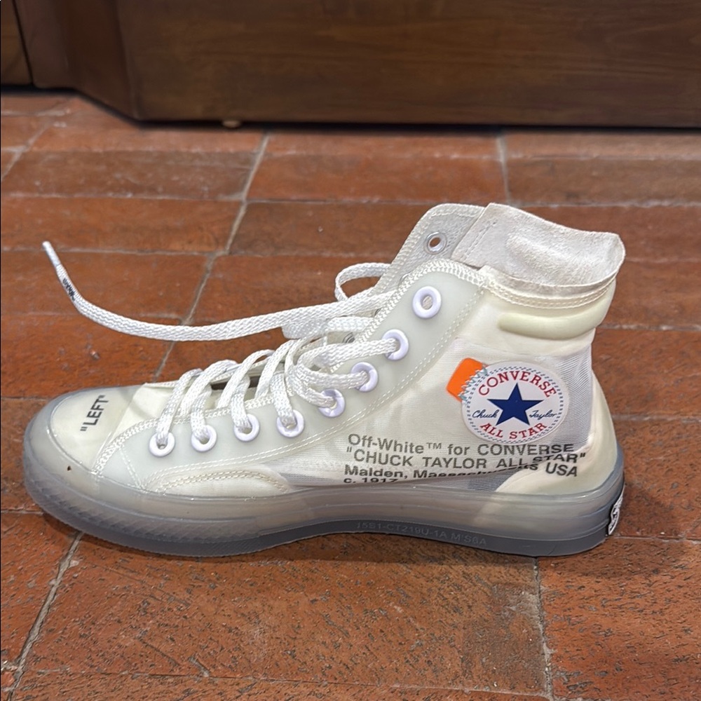Converse Chuck Taylor All Star Vulcanized Hi
Off-White - Picture 2 of 4